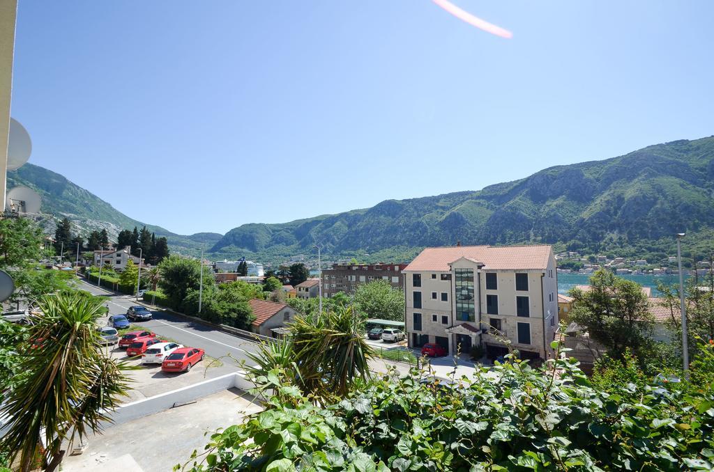 Apartments Ceklin Kotor Exterior foto