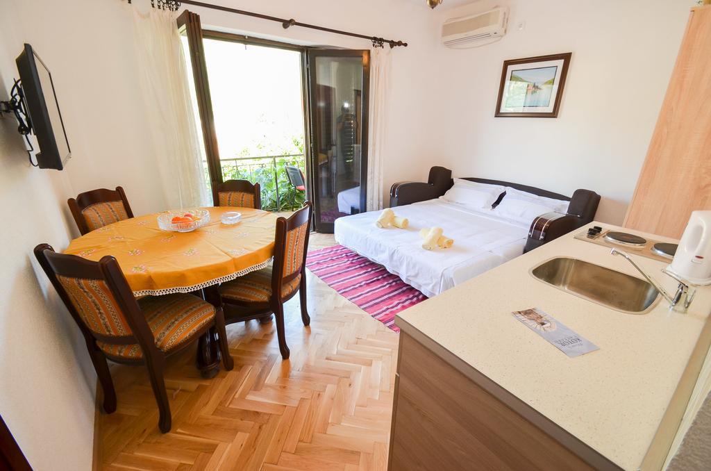 Apartments Ceklin Kotor Exterior foto